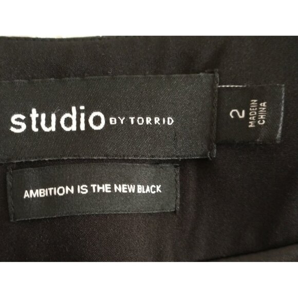Sold_Sold_Sold!! Torrid Studio Button Vest Luxe Ponte Tailored Women’s Black- 2X - Picture 5 of 9